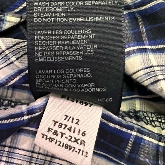 GORGEOUS Tommy Hilfiger Boys Large 14/16 Blue Grey White Plaid Button Down Shirt - Picture 10 of 12